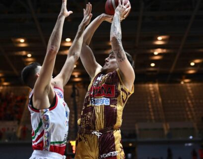 Coppa Italia: l'Umana Reyer vola in semifinale contro l'EA7 Emporio Armani Milano