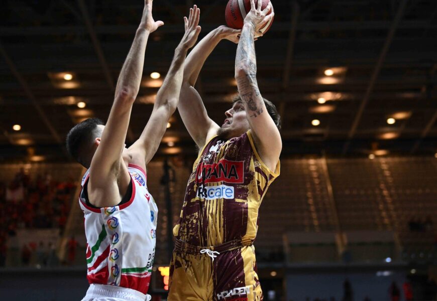 Coppa Italia: l'Umana Reyer vola in semifinale contro l'EA7 Emporio Armani Milano