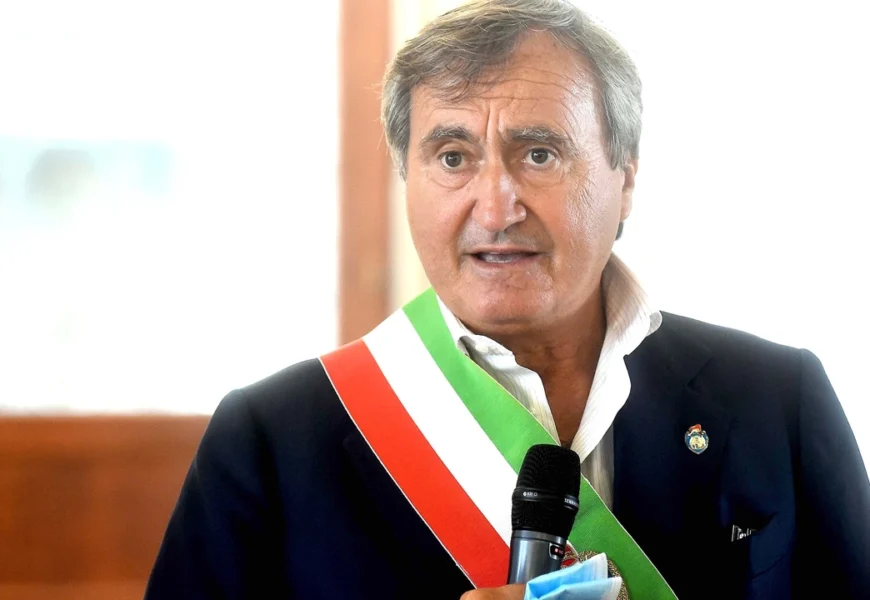 Brugnaro: "a Venezia arriva il ticket per i turisti"